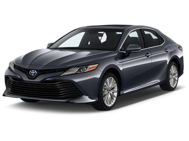 Toyota Camry SE 2020 Sedán
