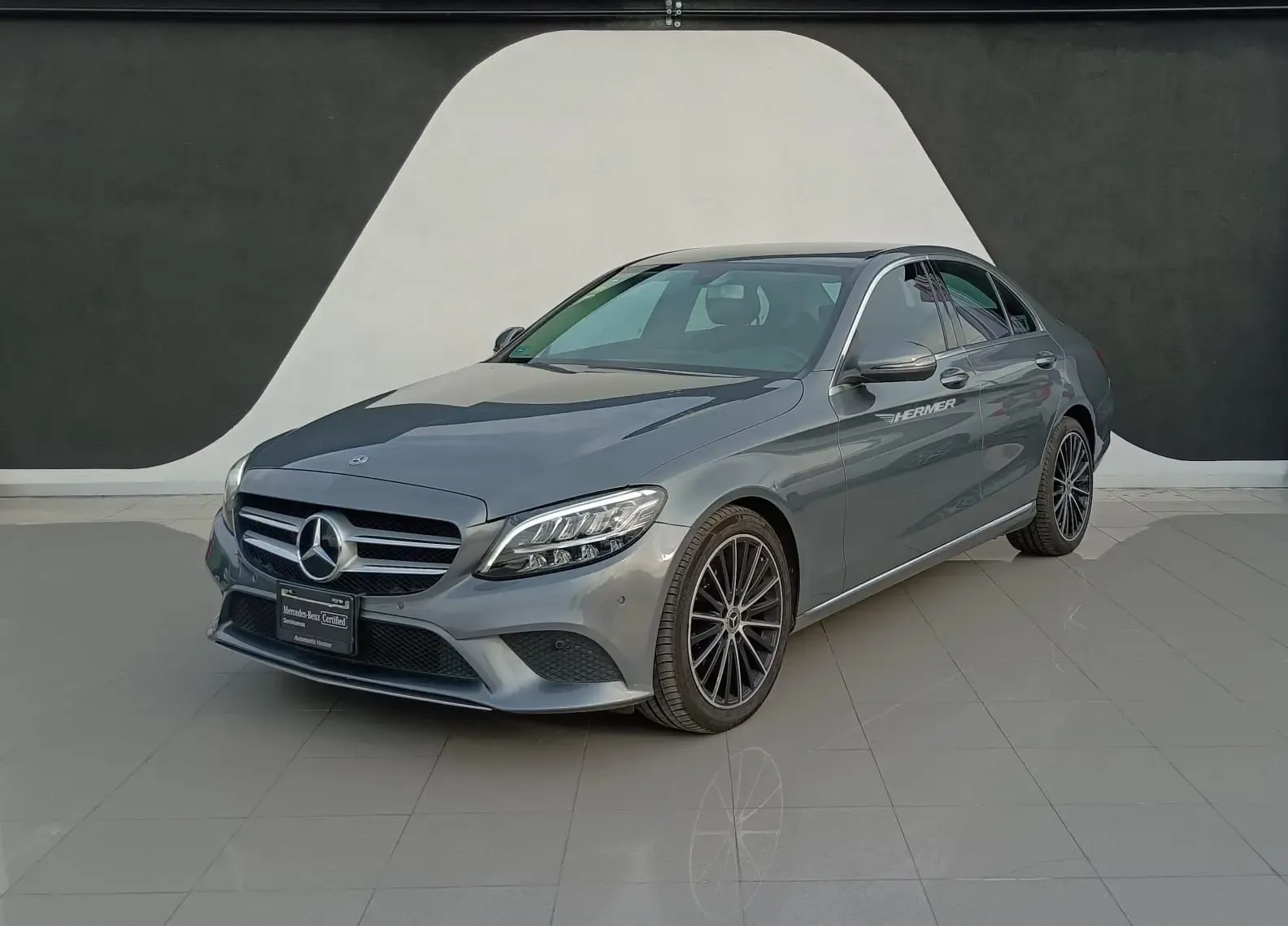 Mercedes-Benz Clase C 300 AMG 2020 Sedán en República Dominicana