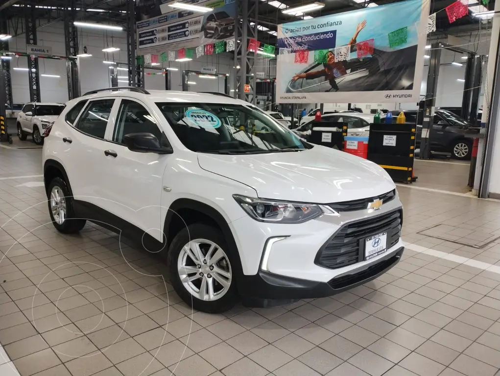 Chevrolet Tracker LS 2022 SUV blanco en República Dominicana