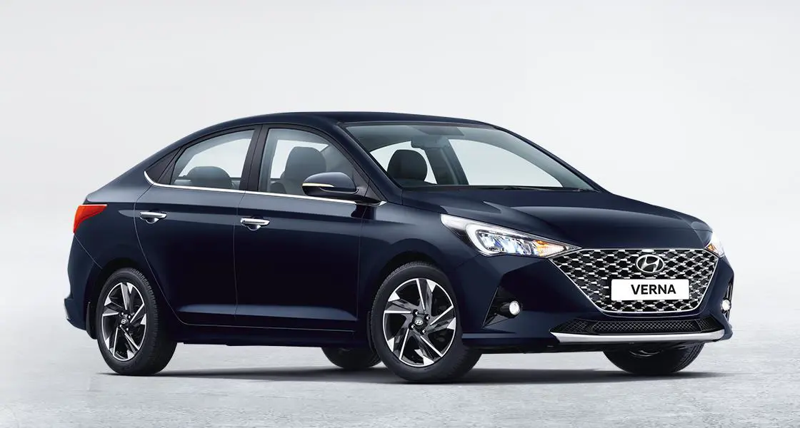 Hyundai Verna 2022 sedán compacto