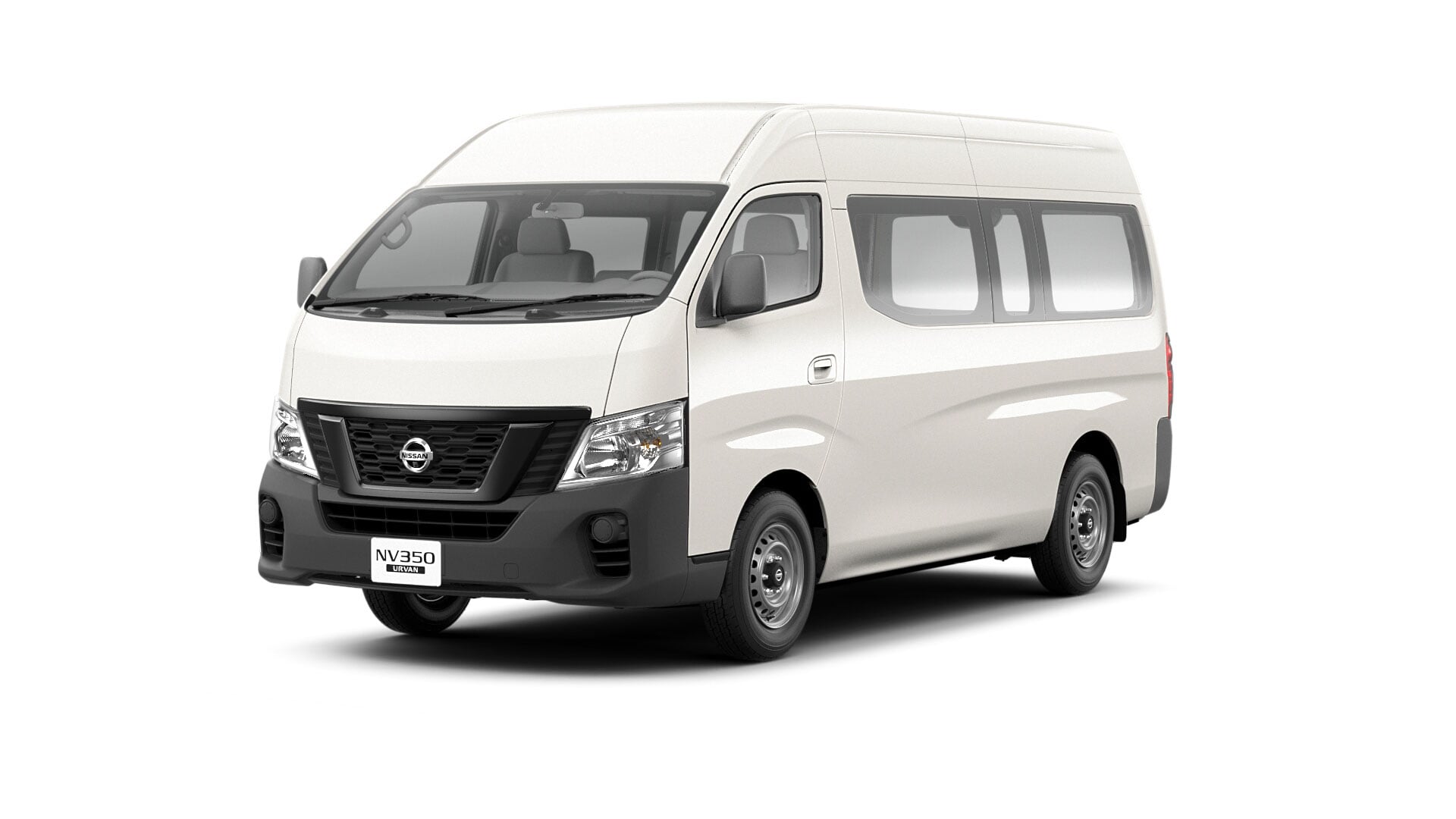 Nissan Urvan Cargo modelo 2022 furgoneta comercial en República Dominicana