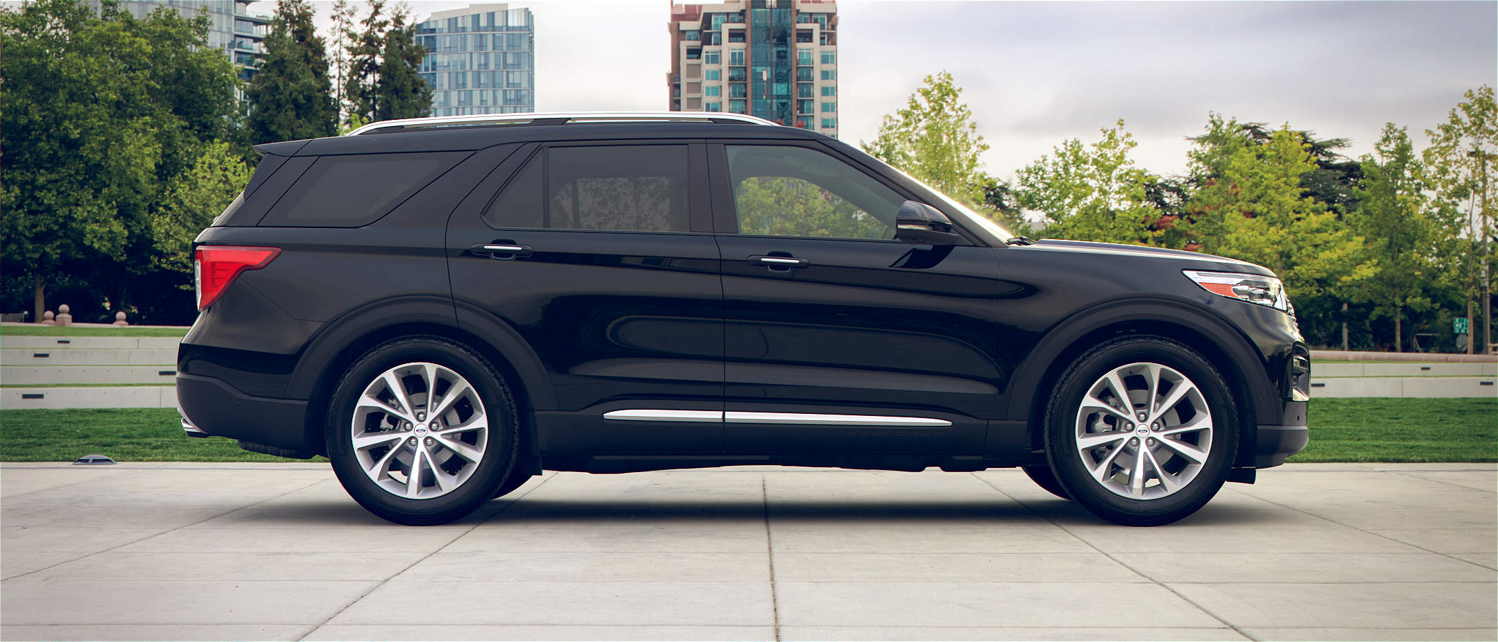 Ford Explorer XLT 2023 SUV