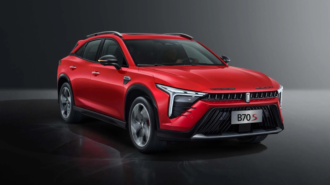 Bestune B70 S 2023 sedán en República Dominicana