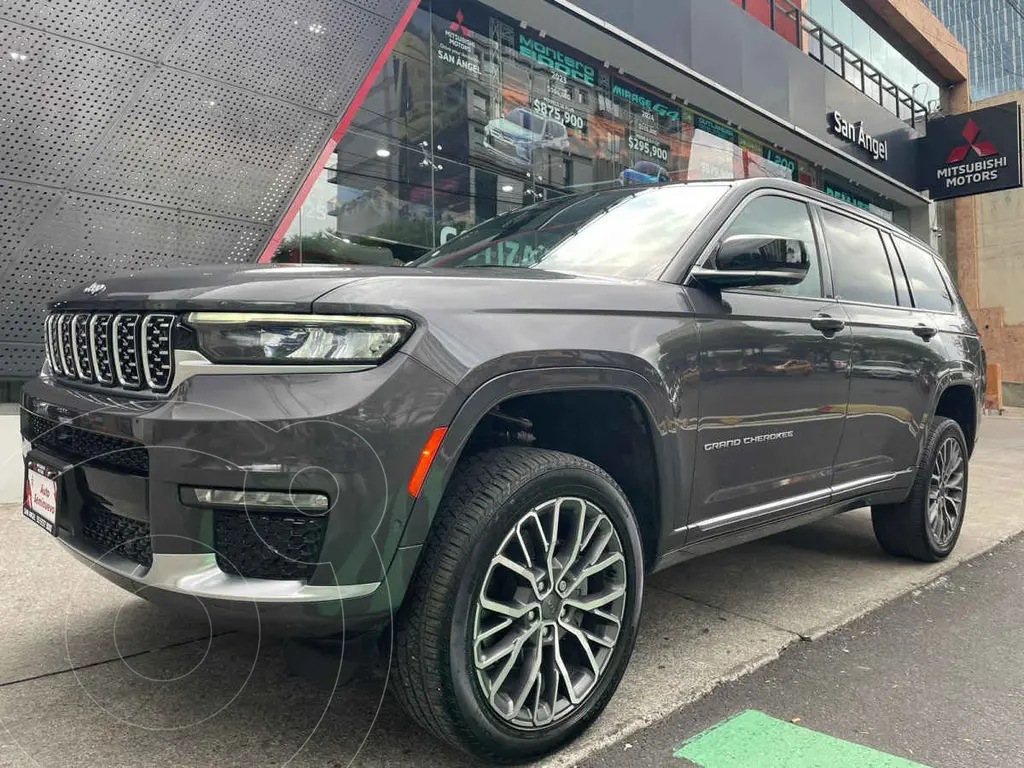 Jeep Grand Cherokee Summit 2023 SUV en República Dominicana