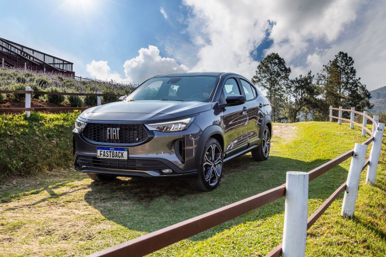 Fiat Fastback Limited 270 2023 SUV Turbo en República Dominicana
