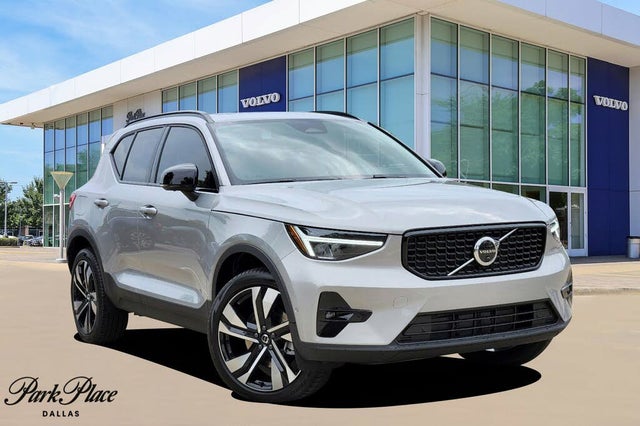 Volvo XC40 Ultimate Dark B5 2023 SUV en República Dominicana
