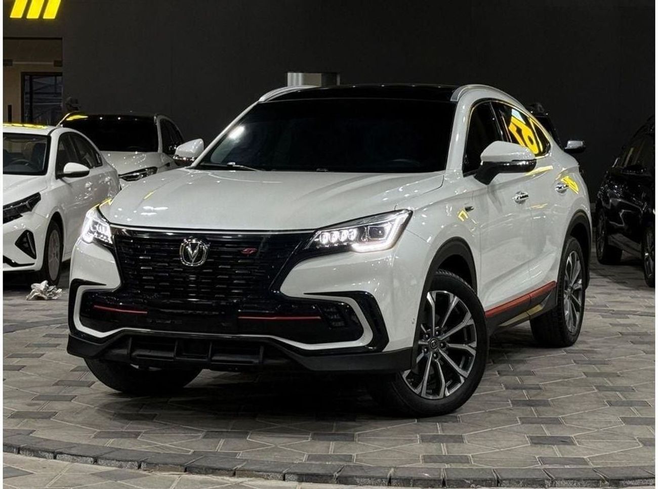 Changan CS85 2023 SUV 2.0L Turbo BlueCore en República Dominicana