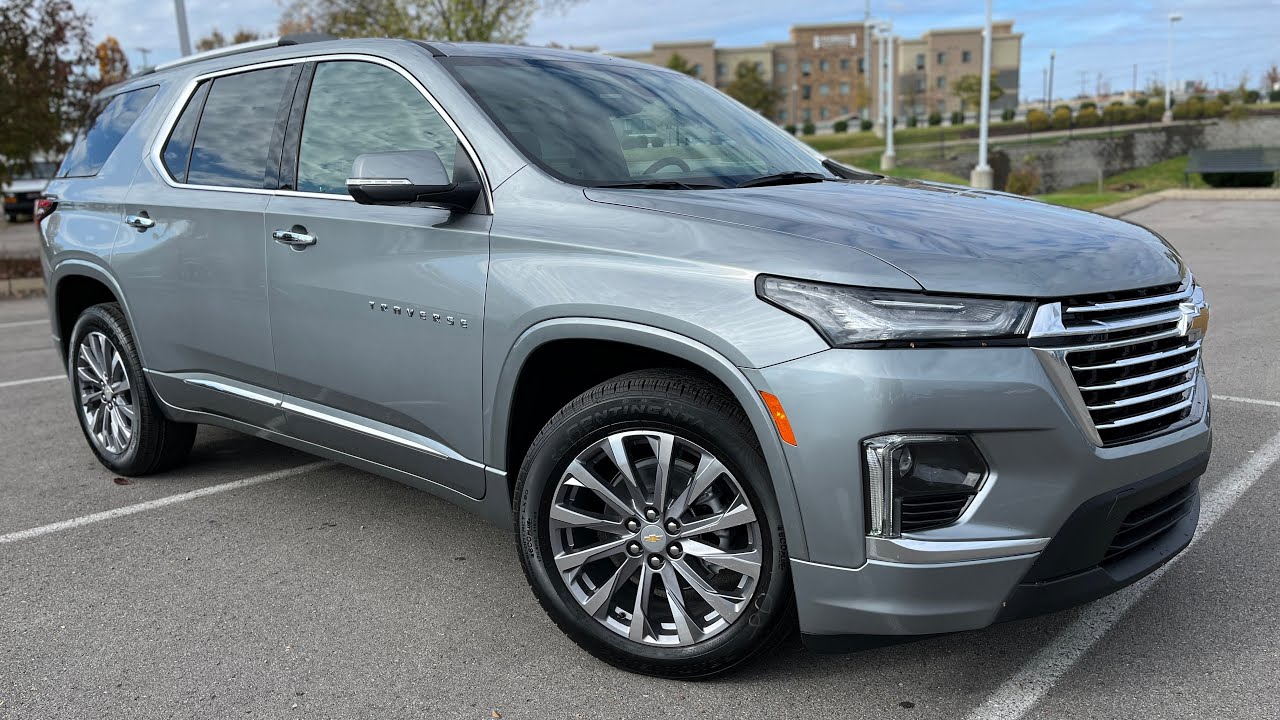 Chevrolet Traverse LT 2023 SUV mediano