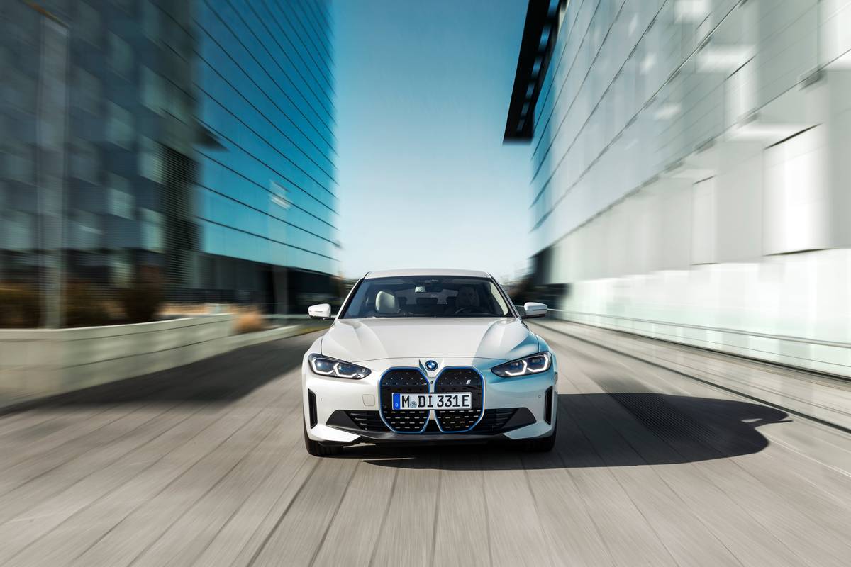 BMW i4 M50 2023 Sedán Eléctrico