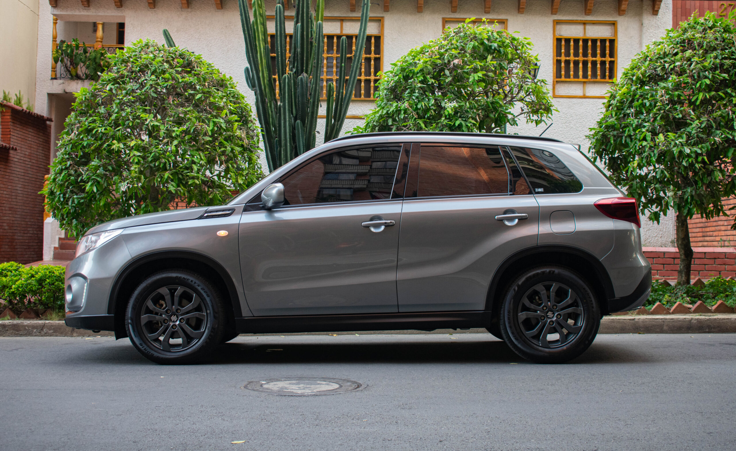Suzuki Vitara GLX modelo 2023 SUV