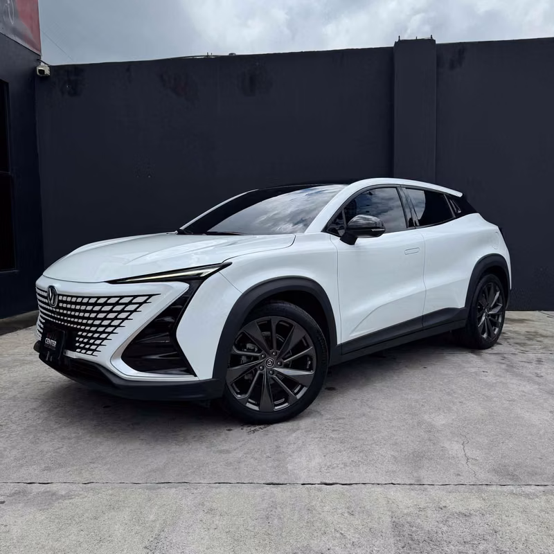 Changan UNI-T Elite modelo 2023 SUV