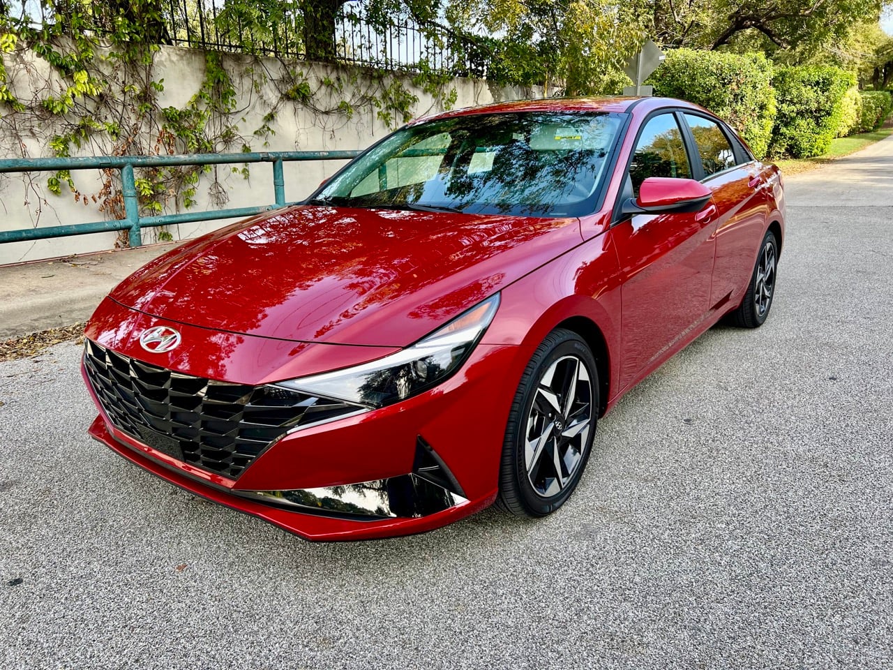 Hyundai Elantra SEL 2023 Sedan en República Dominicana