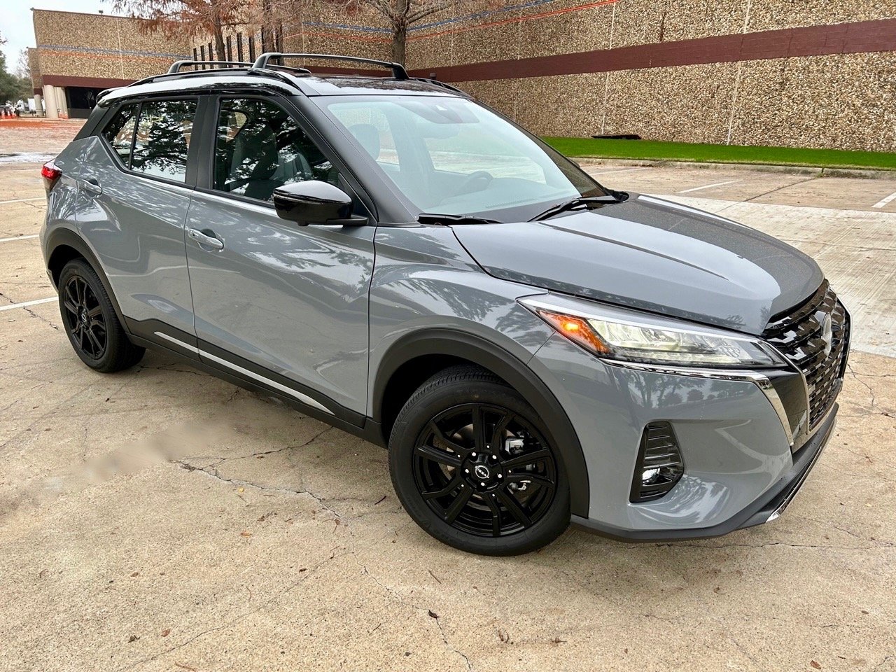 Nissan Kicks 2023 SUV compacto