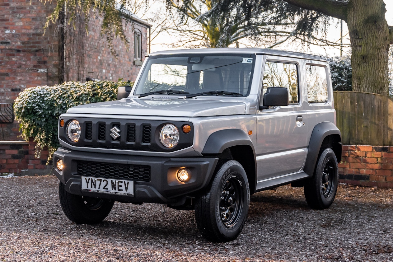 Suzuki Jimny GLX 2023 SUV compacto