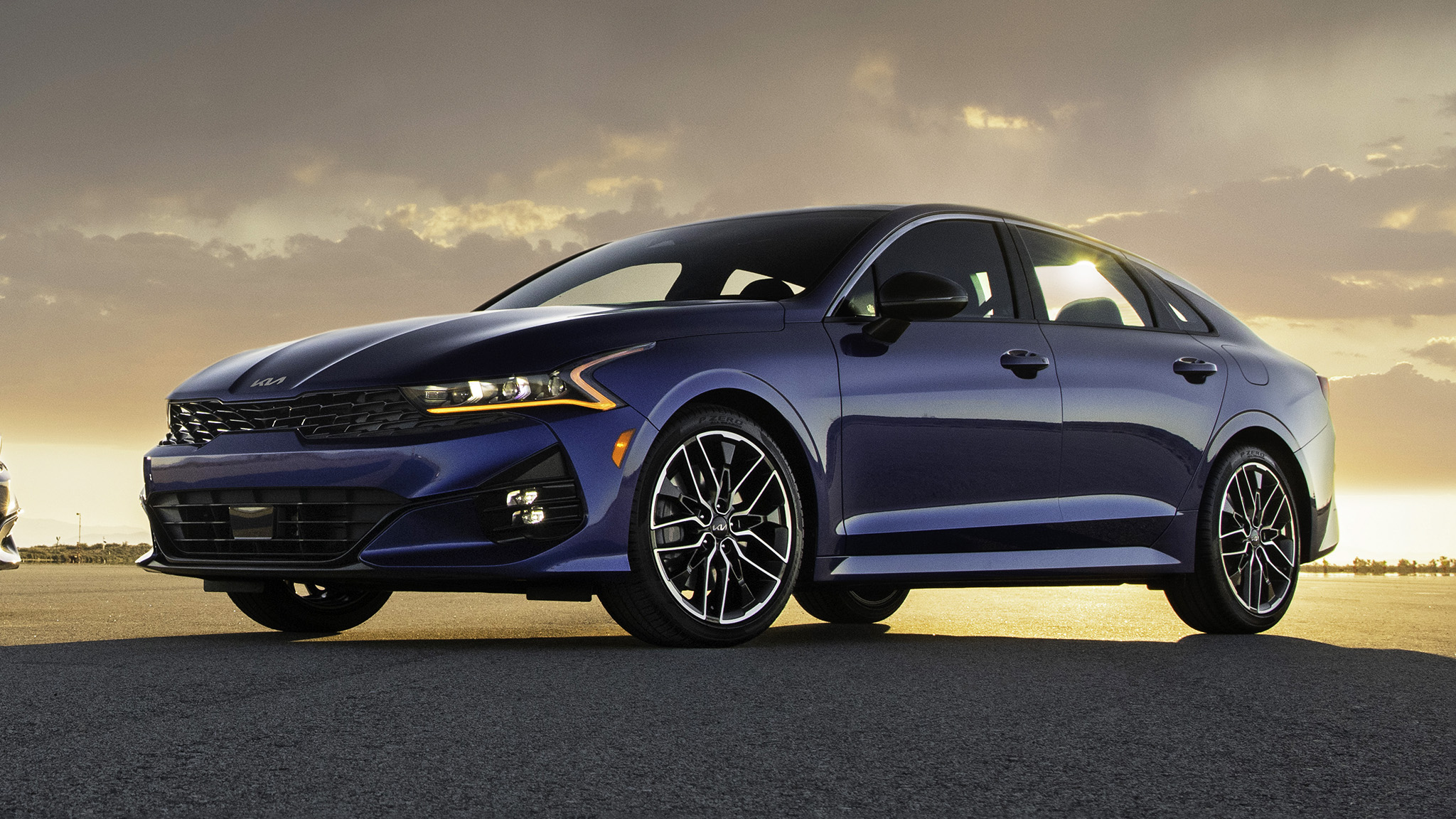 Kia K-5 2023 Sedán Ejecutivo en República Dominicana
