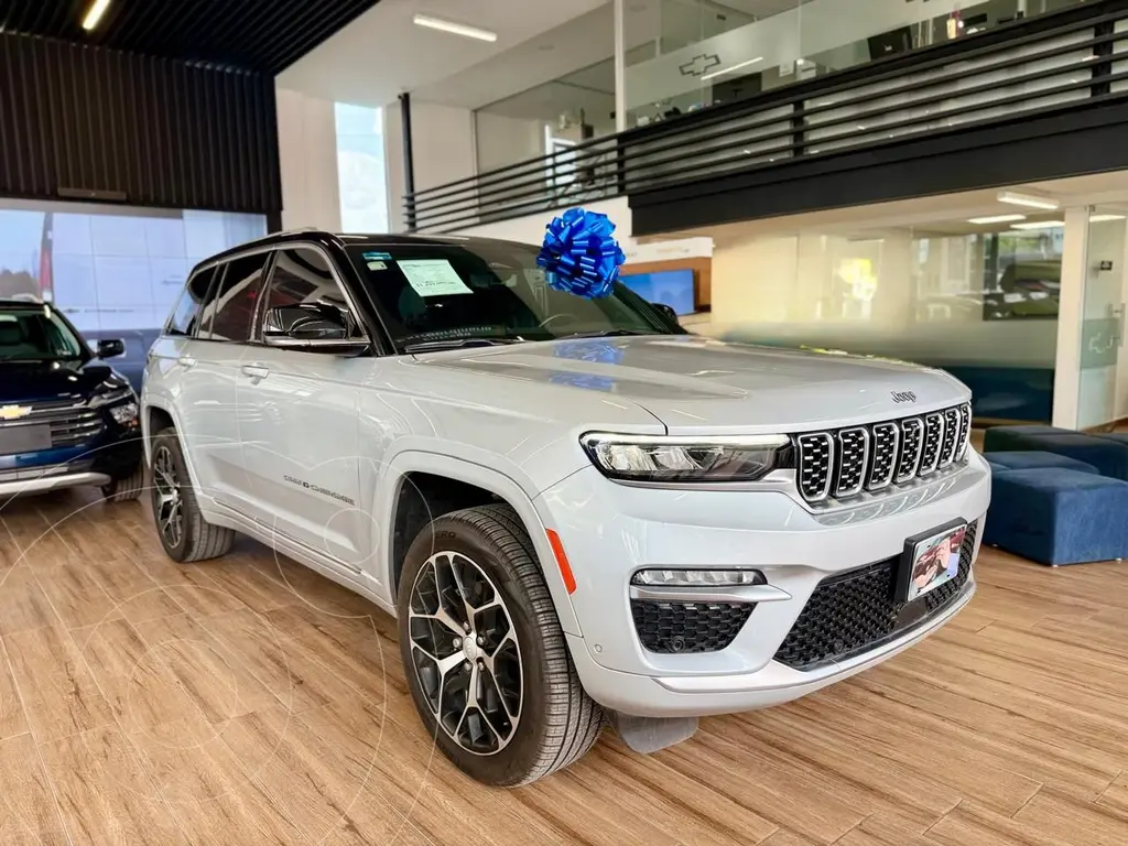 Jeep Grand Cherokee Limited 4x4 2023 SUV en República Dominicana