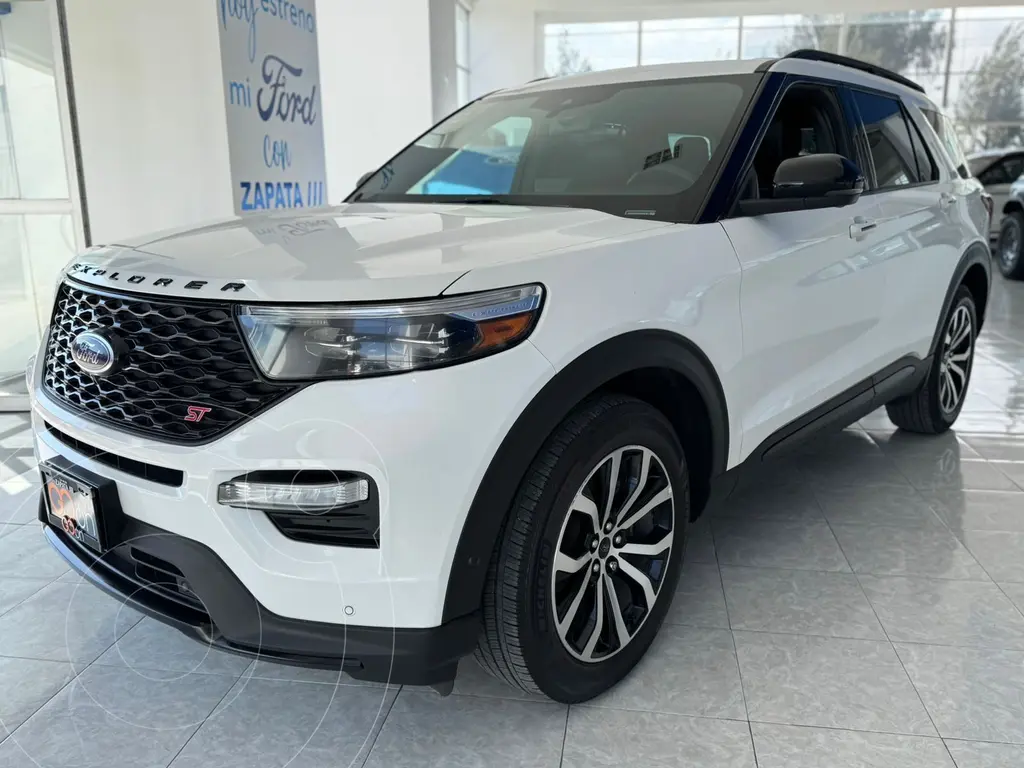Ford Explorer XLT 4WD modelo 2023