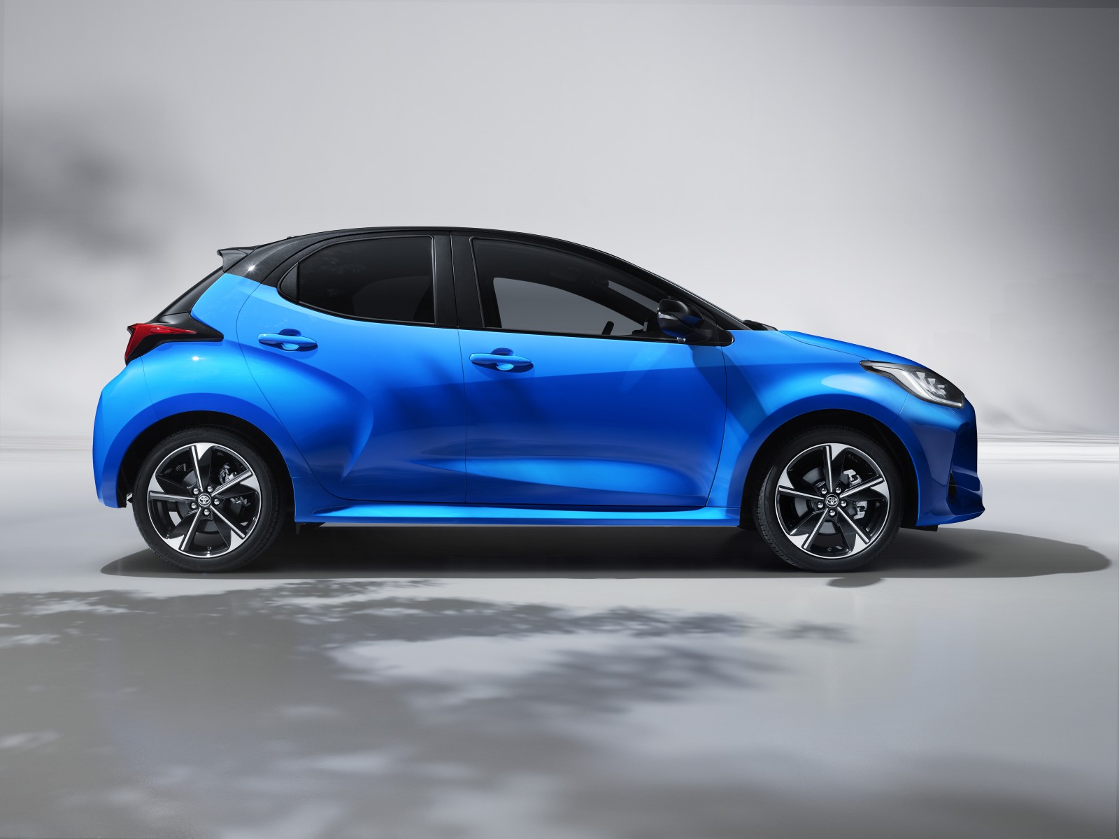 Toyota Yaris Cross 2024 Híbrido Completo
