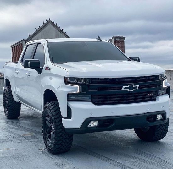 Chevrolet Silverado High Country Duramax 2024 Camioneta en República Dominicana