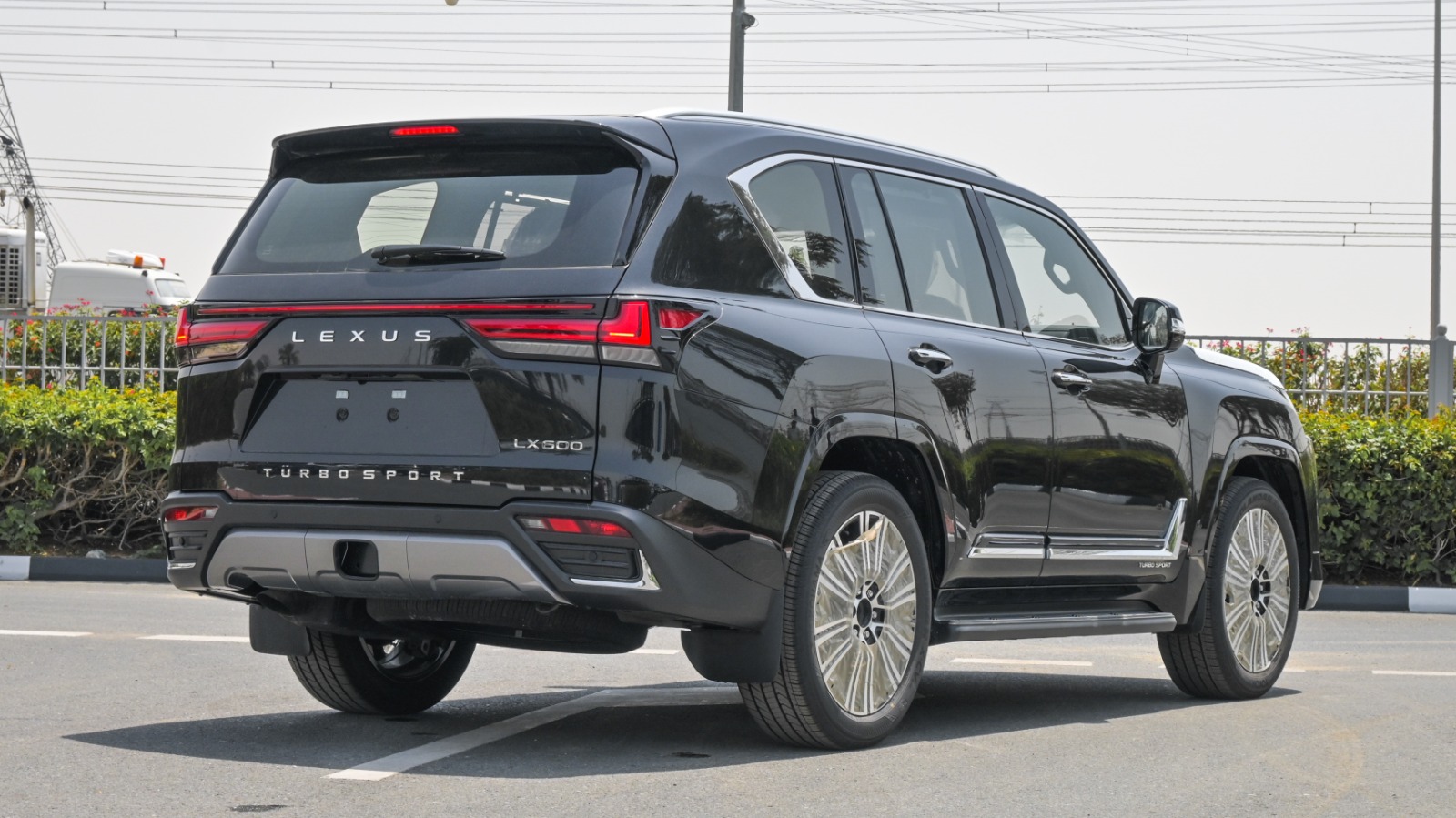 Lexus LX 600 Luxury modelo 2024 SUV
