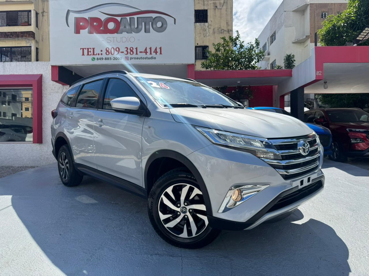 Toyota Rush 2024 SUV compacto