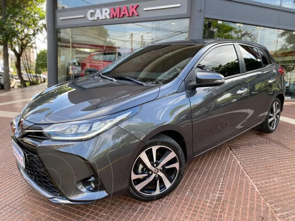 Toyota Yaris modelo 2024 coche compacto en República Dominicana