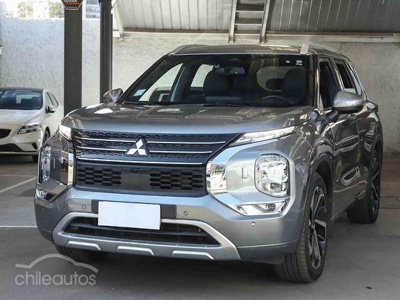 Mitsubishi Outlander 2024 SUV en República Dominicana