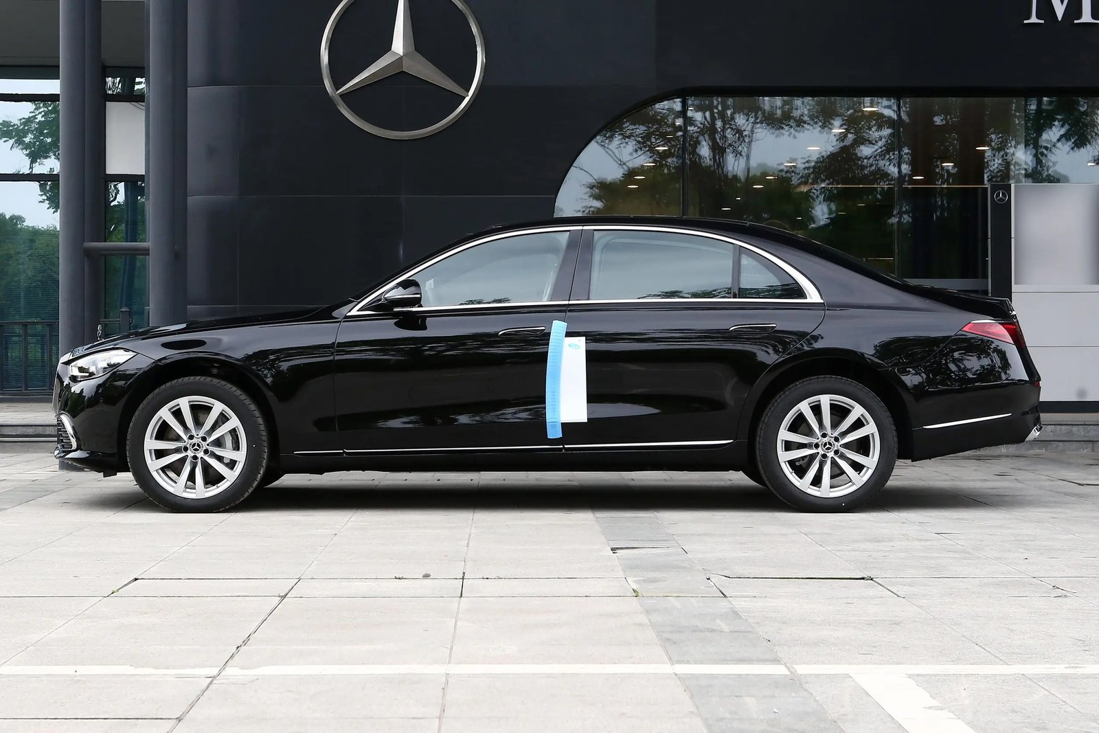 Mercedes-Benz Clase S 550 AMG 2024 Sedán de lujo