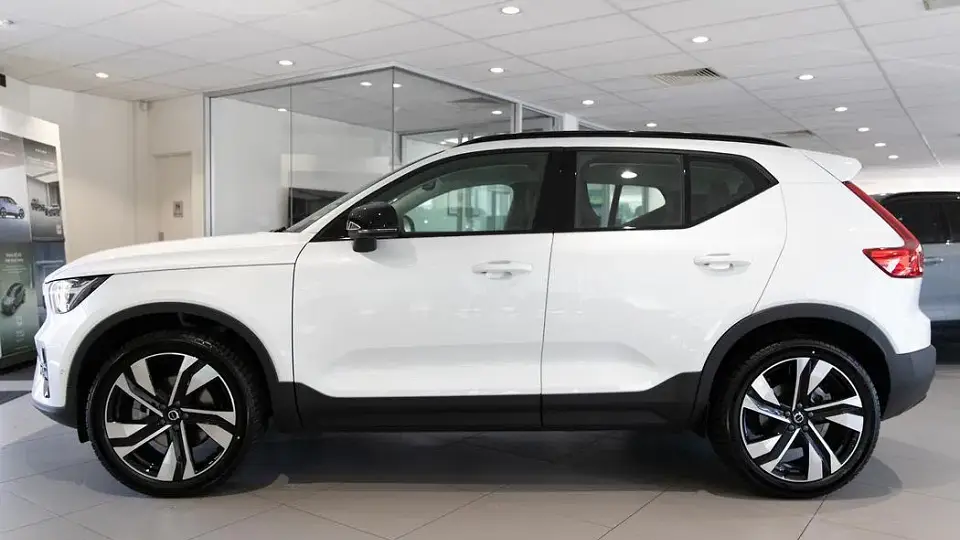 Volvo XC40 Ultimate B4 SUV 2024 en República Dominicana