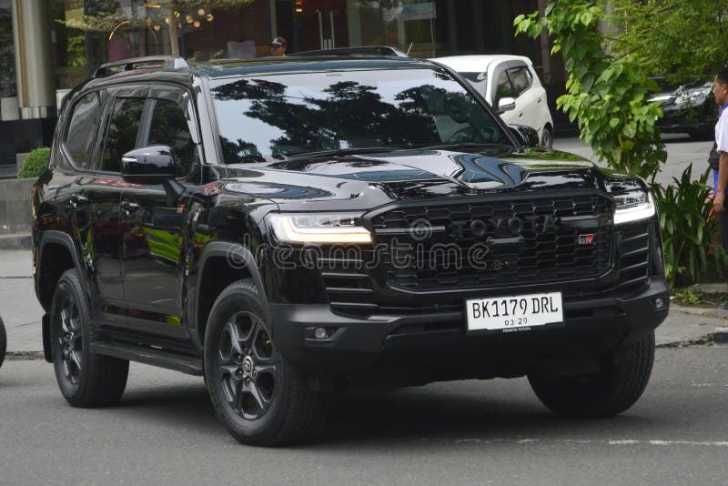 Toyota Land Cruiser VXL modelo 2024 SUV en República Dominicana