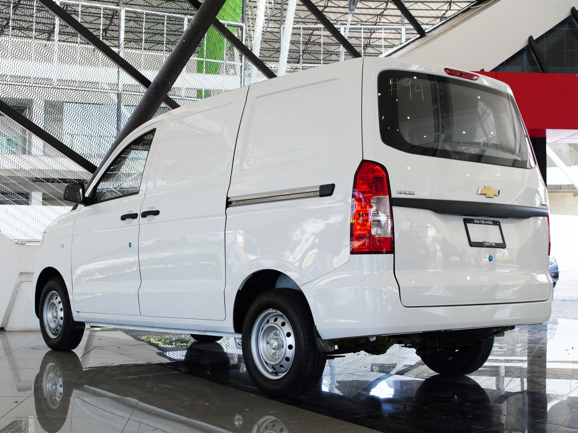 Chevrolet N400 2025 Vehículo Automotor en República Dominicana