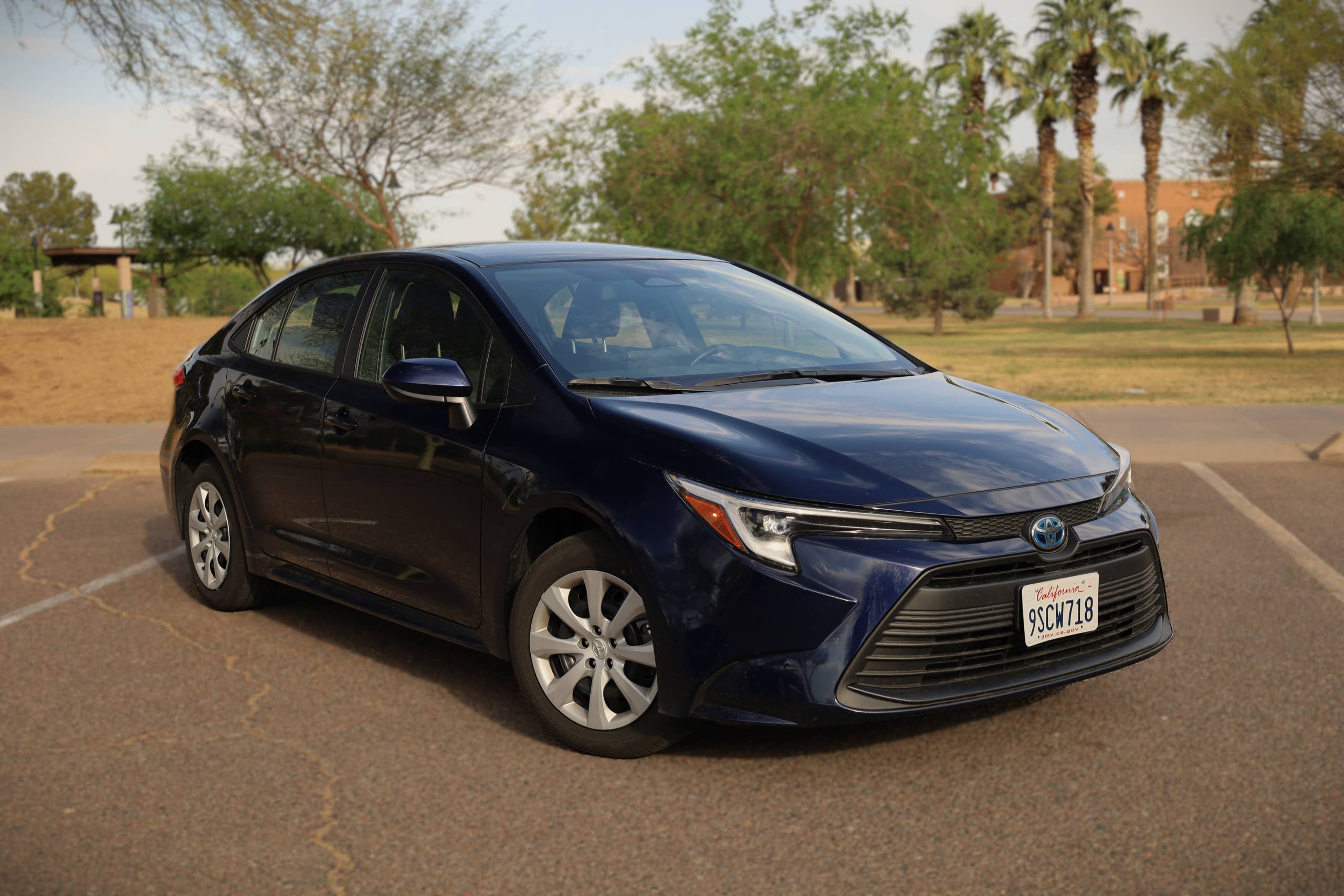 Toyota Corolla Cross Híbrido 2025 SUV en República Dominicana
