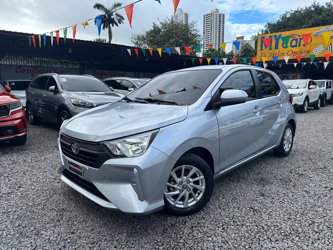 Toyota Agya 2025 Automóvil Compacto en República Dominicana