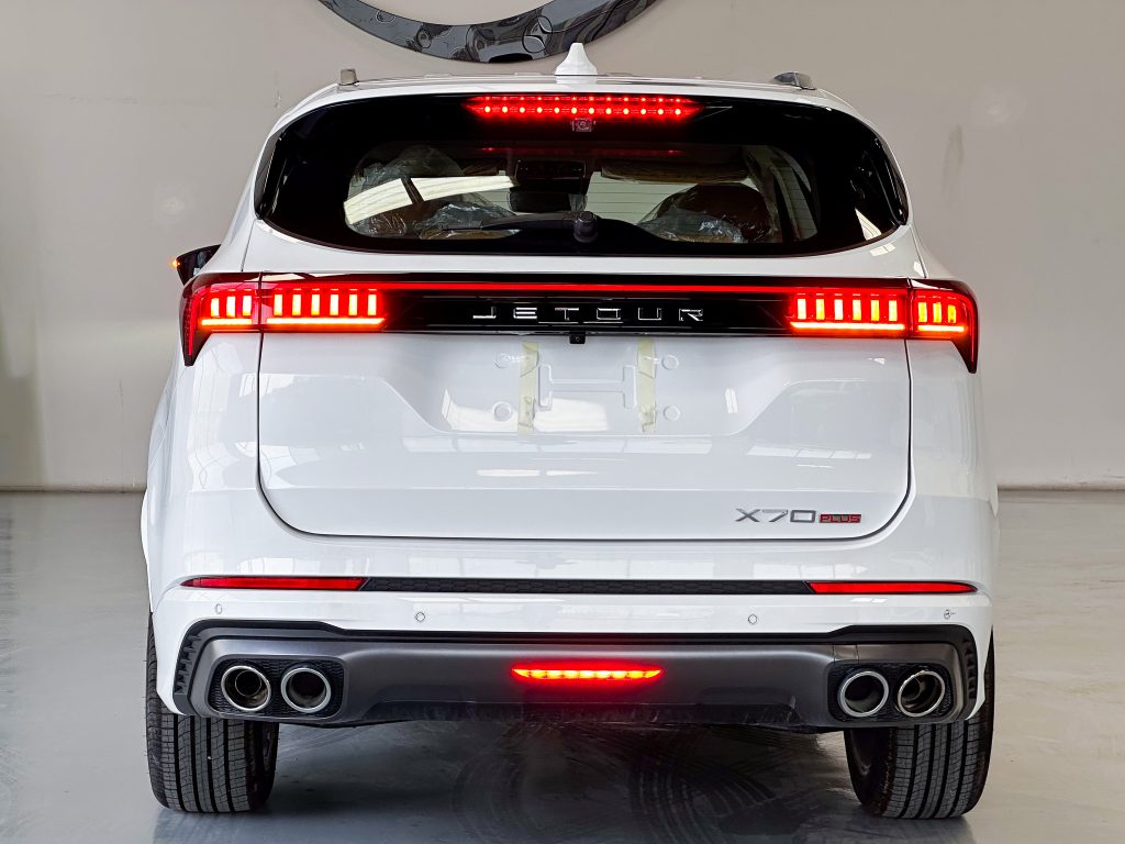 Jetour X70 PLUS 2025 SUV turbo en República Dominicana