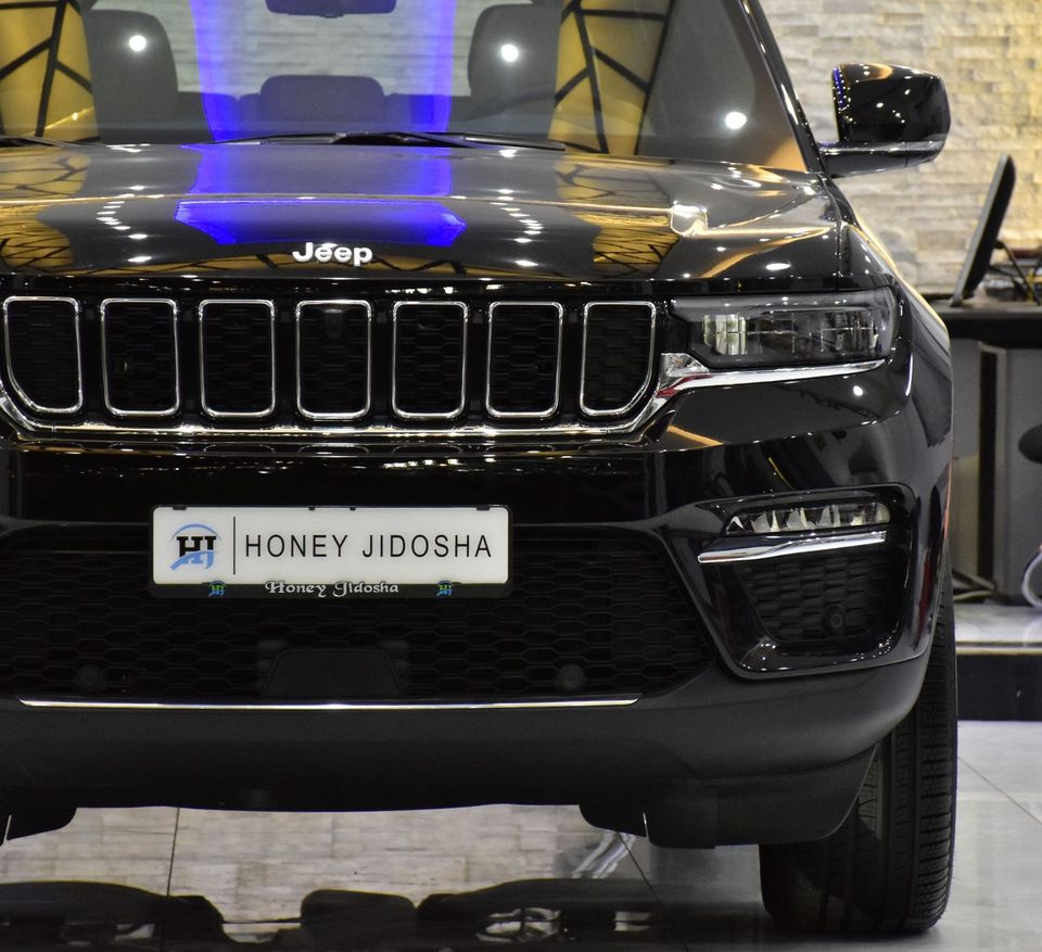 Jeep Grand Cherokee Limited 4x4 modelo 2025 en República Dominicana