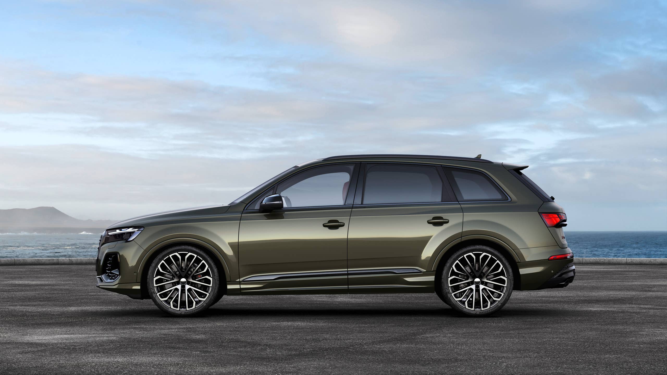 Audi Q7 45 TFSI Quattro Design Plus 2025 SUV