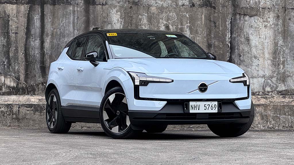 Volvo EX30 Ultra 2025 SUV eléctrico compacto