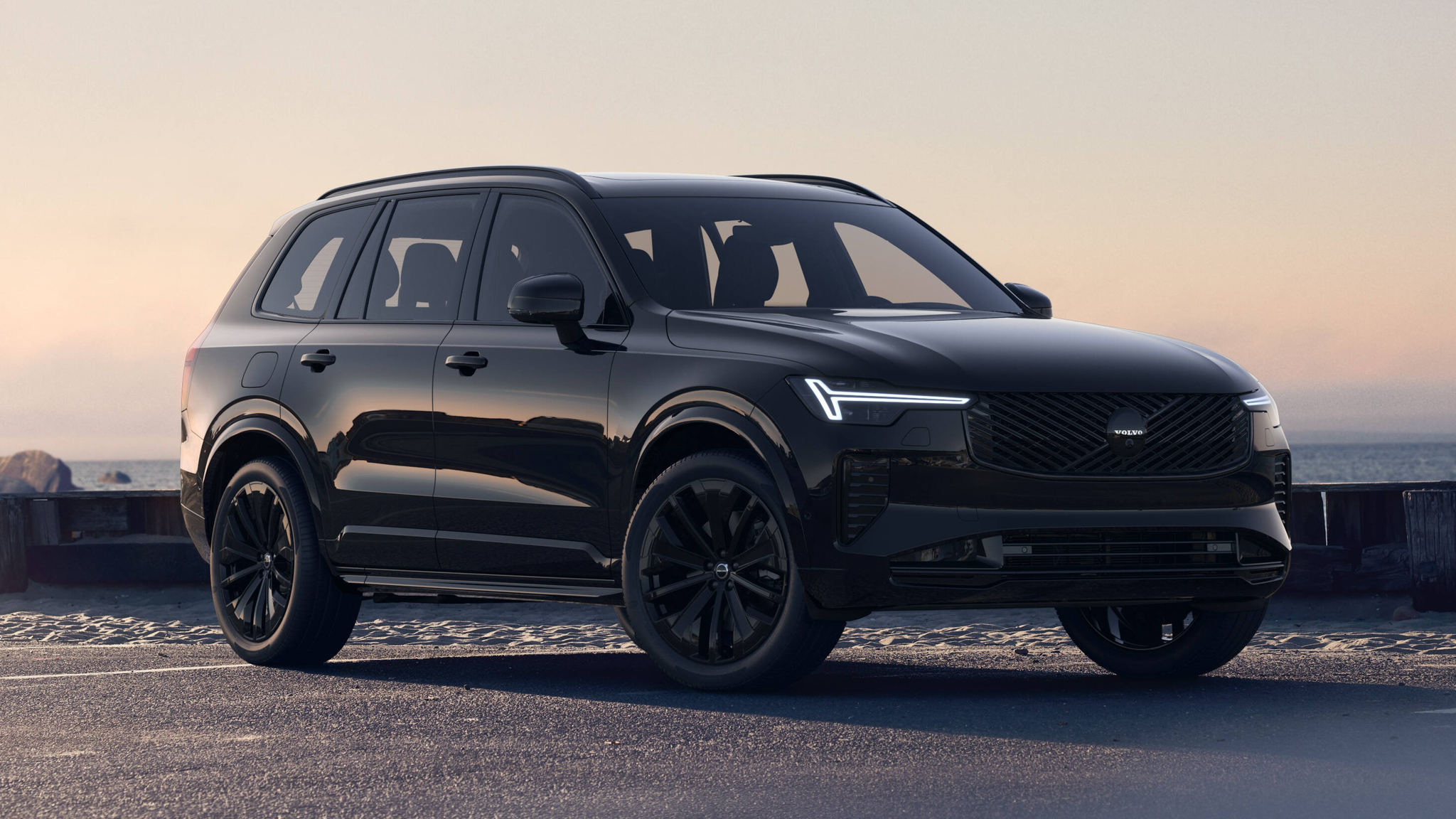 Volvo XC90 Plus Recharge 2025 SUV híbrido enchufable