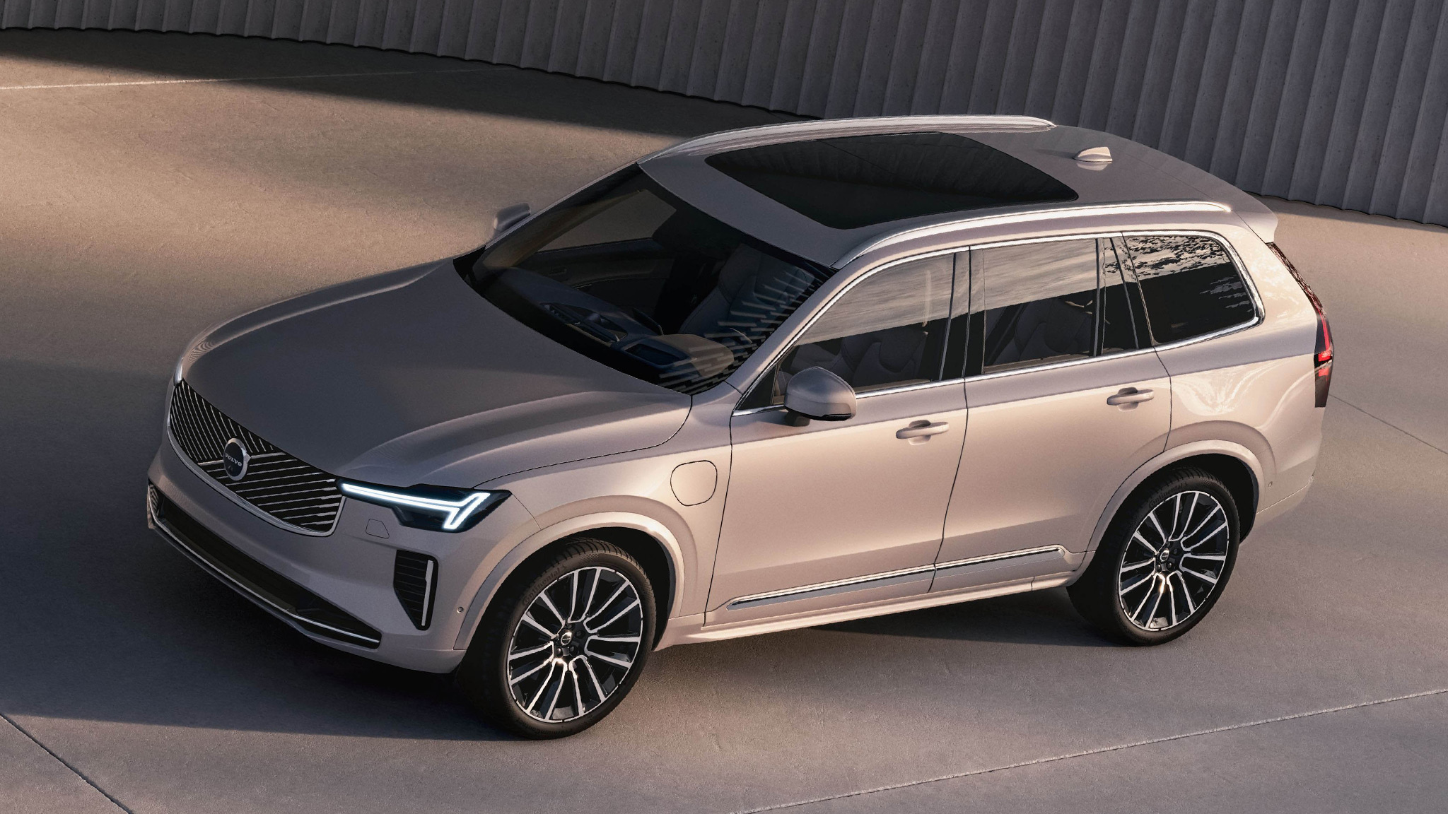 Volvo XC90 Plus Recharge 2025 SUV híbrido enchufable en República Dominicana