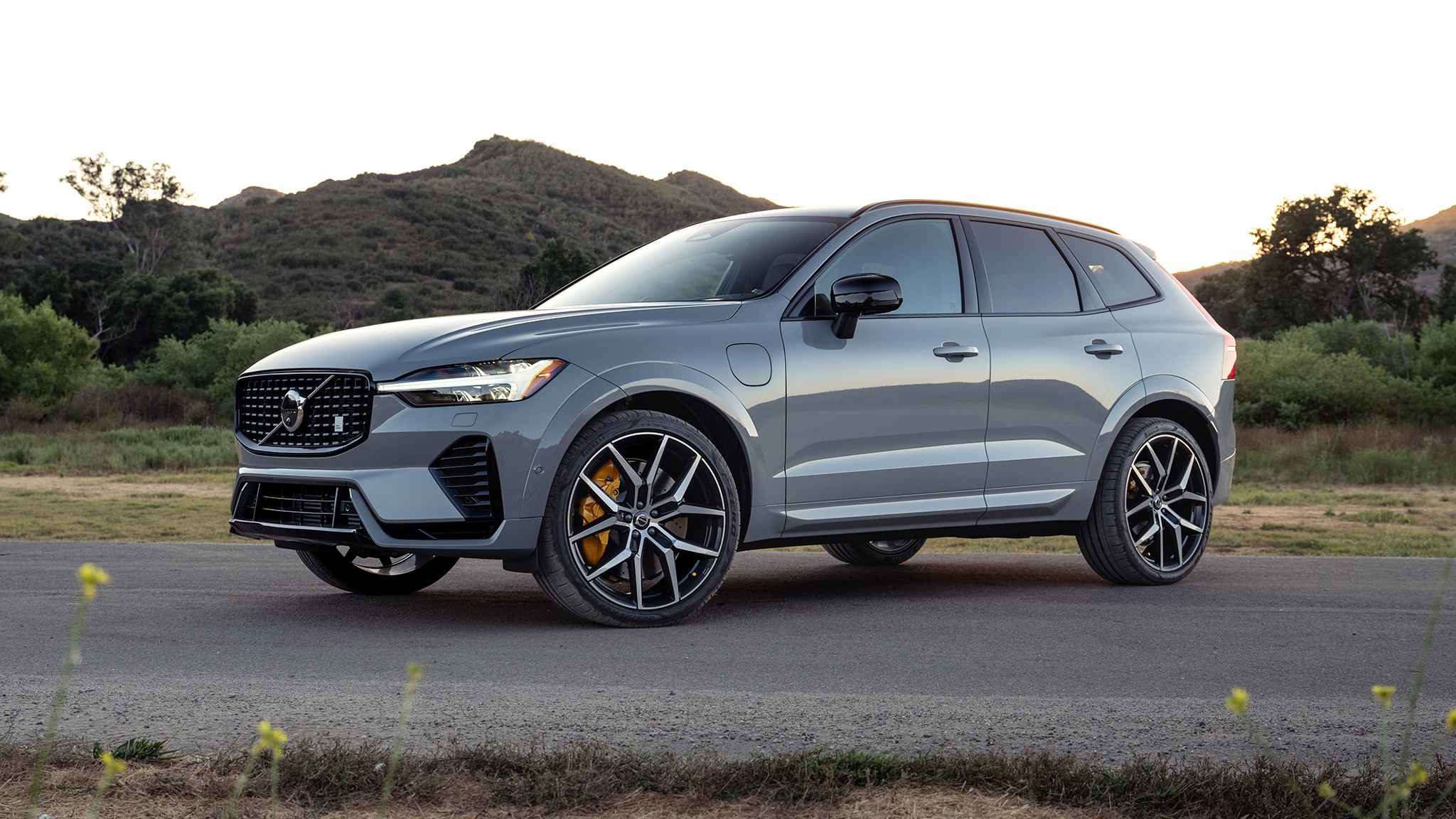 Volvo XC60 T8 Ultimate Recharge SUV 2025