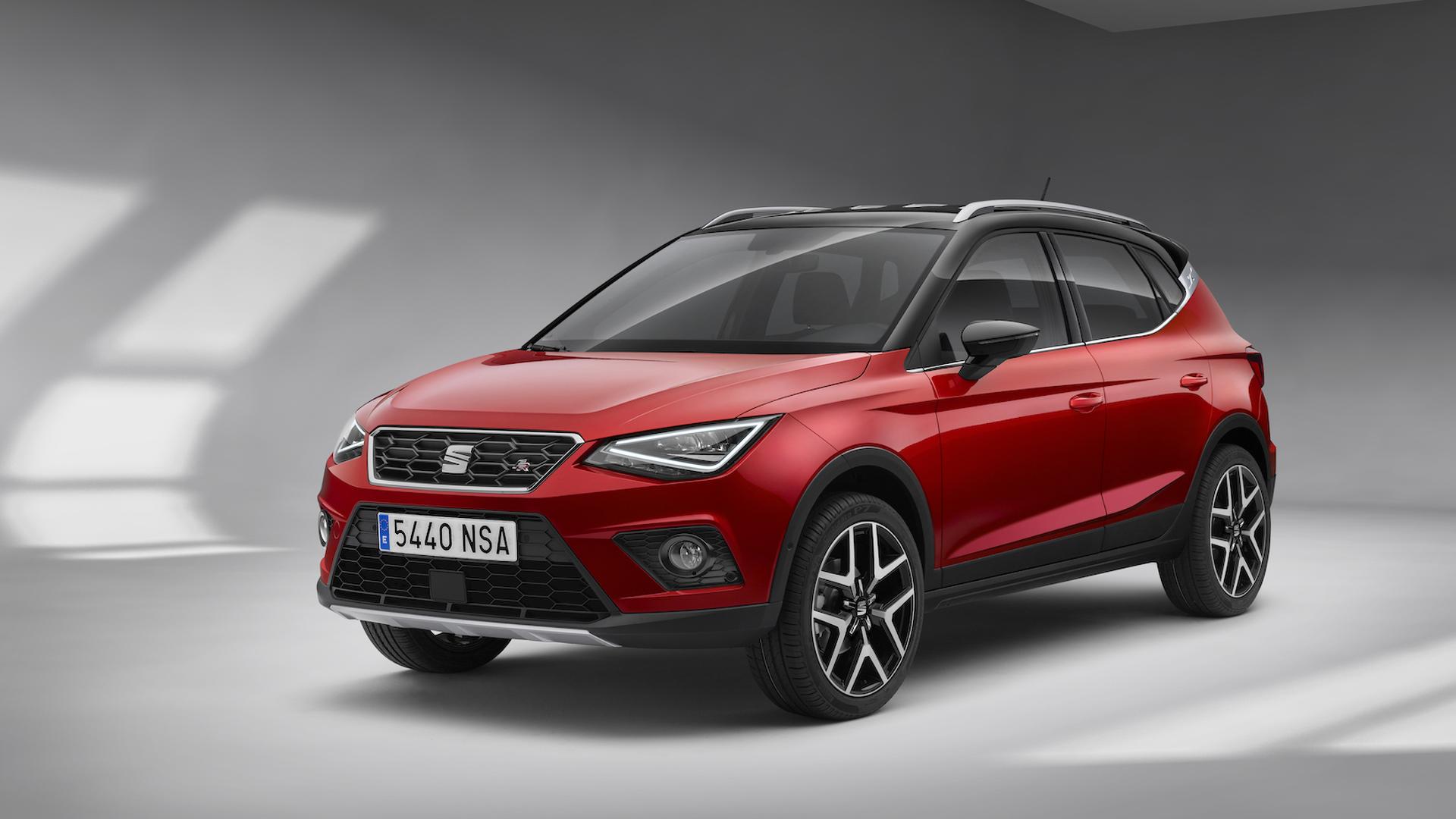 Seat Arona FR modelo 2025 SUV compacto en República Dominicana