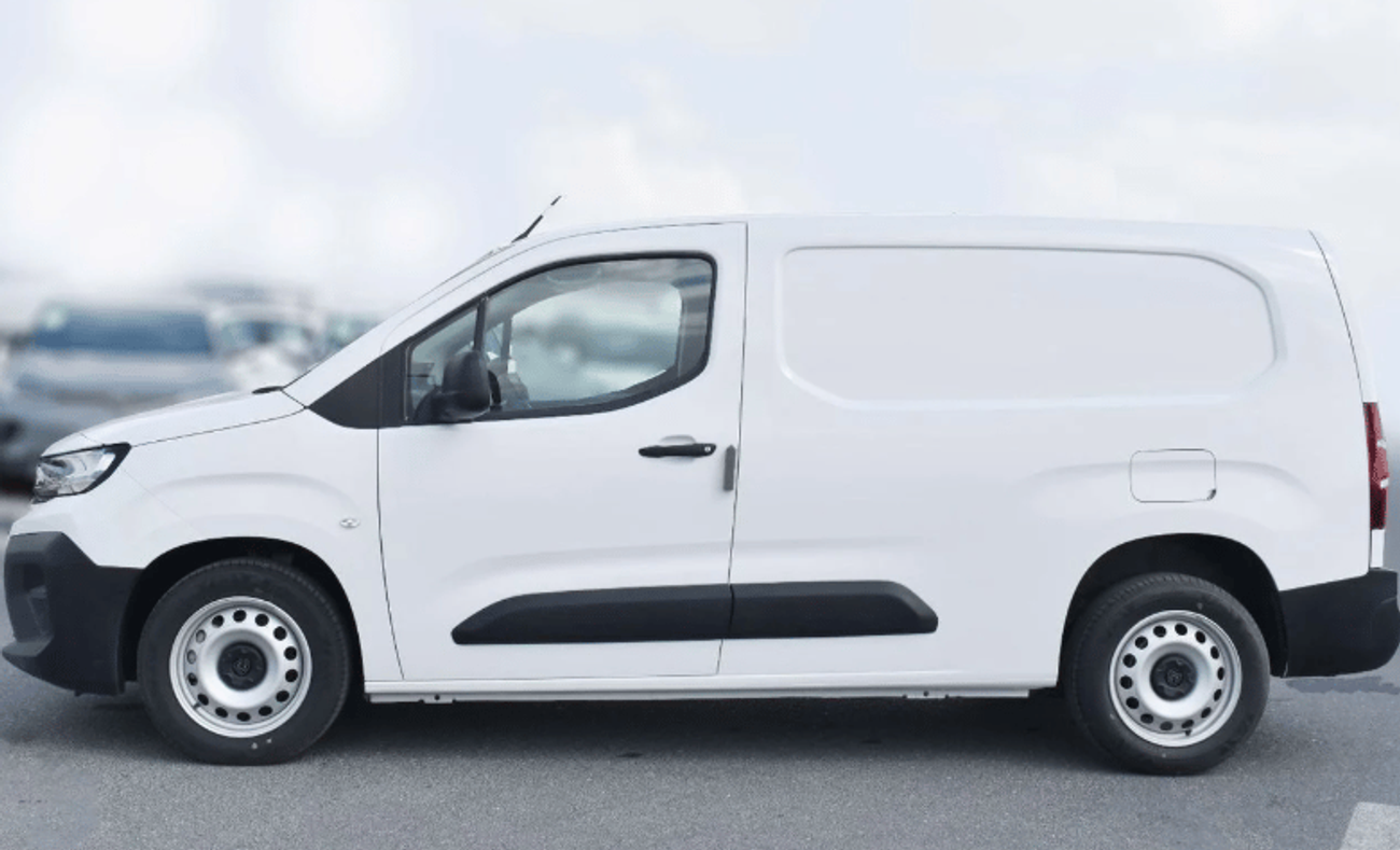 Peugeot Partner 2025 Furgoneta Diésel 1.6L HDi en República Dominicana