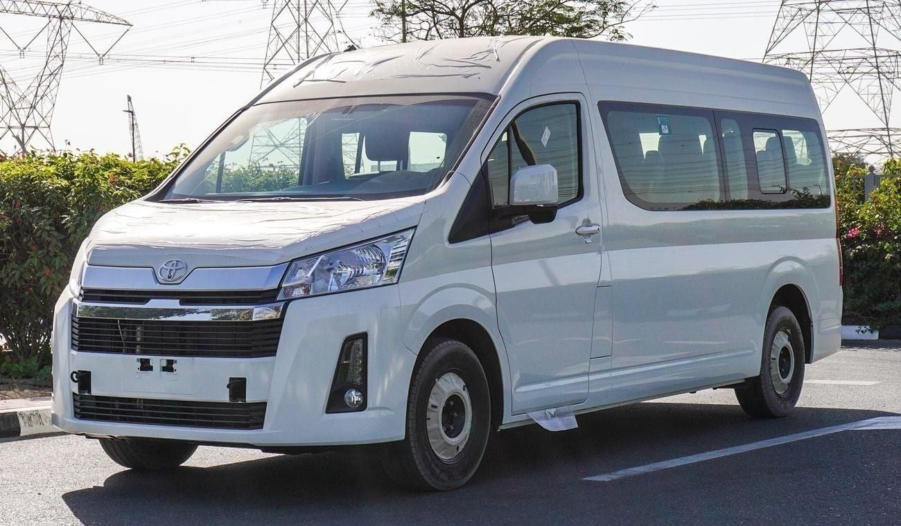 Toyota Hiace Modelo 2025 Furgoneta Comercial en República Dominicana