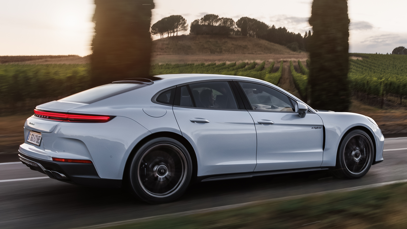 Porsche Panamera 4 E-Hybrid 2025 Deportivo de Lujo en República Dominicana