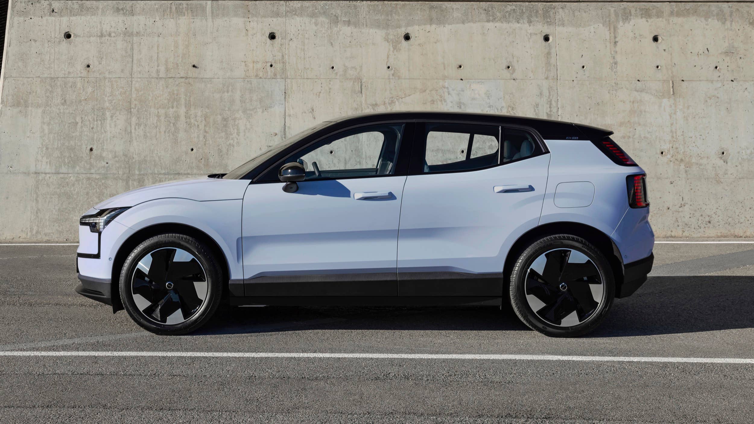 Volvo EX30 2025 SUV eléctrico compacto