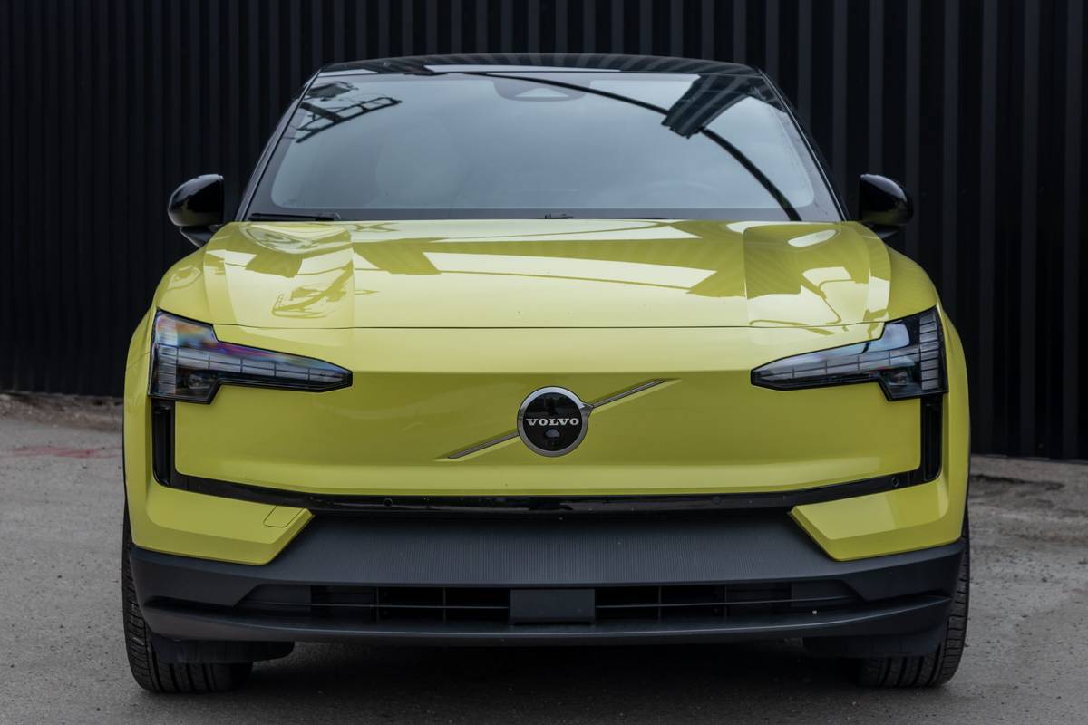Volvo EX30 ULTRA Modelo 2025 Vehículo Eléctrico en República Dominicana