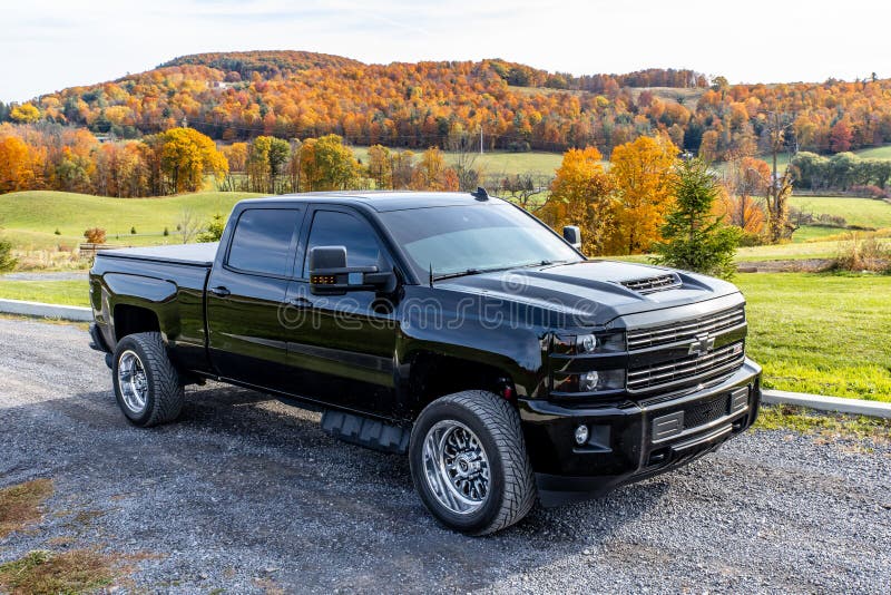 Chevrolet Silverado ZR2 2025 Camioneta Off-Road en República Dominicana