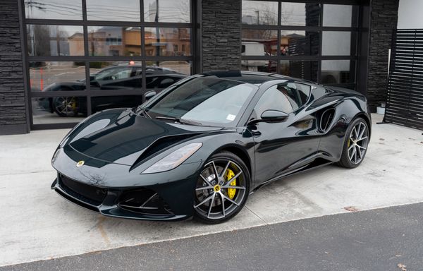 Lotus Emira Turbo SE 2025 Coupé Deportivo