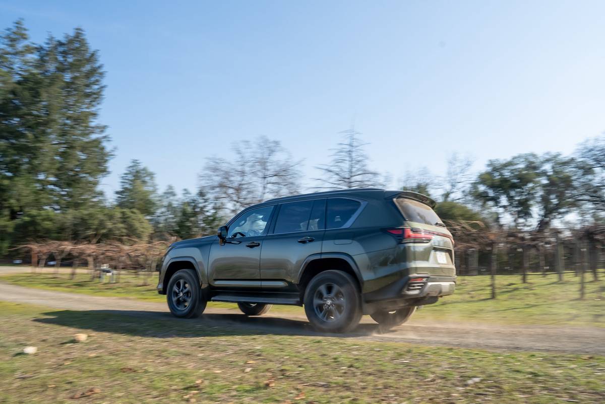 Lexus LX 700h F Sport 2025 SUV híbrido en República Dominicana