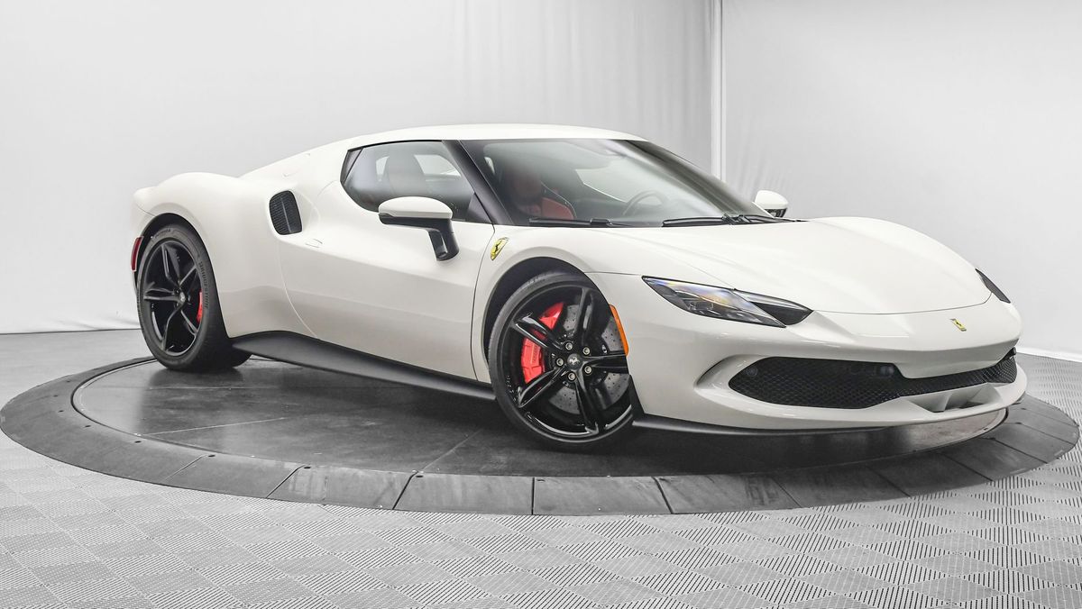 Ferrari 296 GTS 2025 Deportivo Híbrido V6 Twin-Turbo